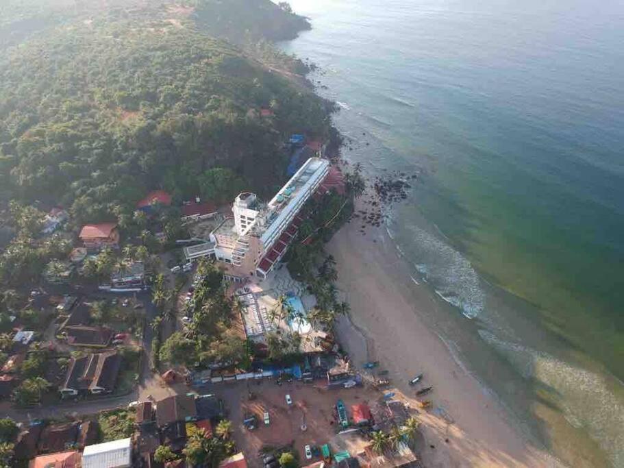 Valerys Nest Bogmalo - Private Villa Near The Beach And Dabolim Airport Dış mekan fotoğraf